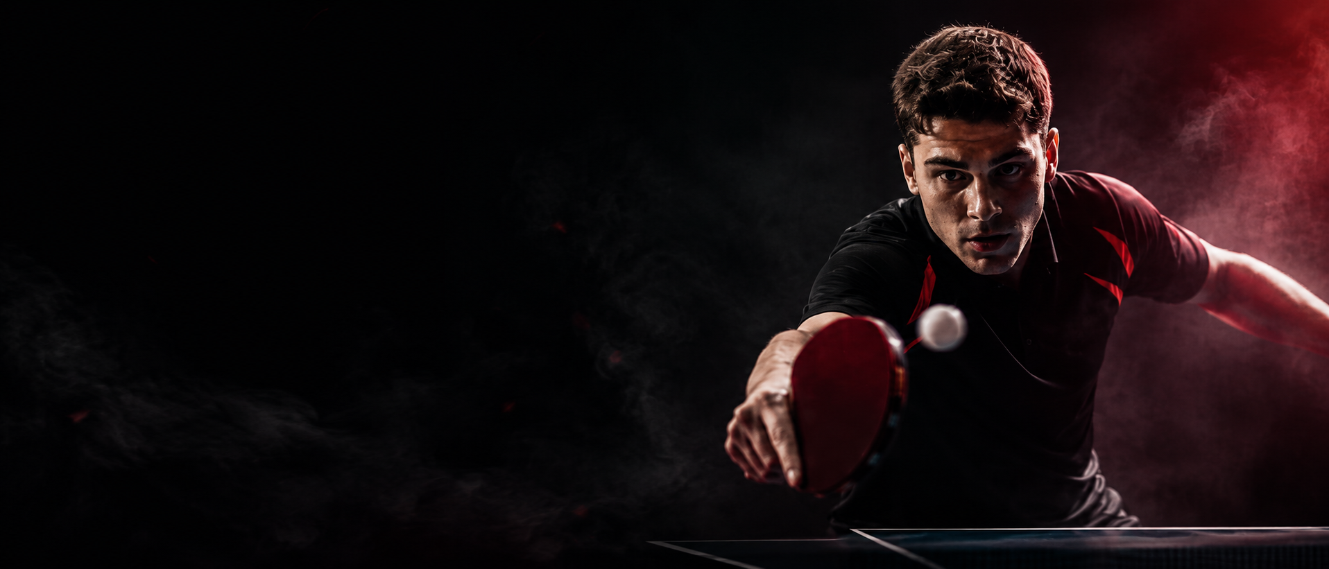 Tischtennisspieler der Sportvereinigung Feuerbach im Angriff